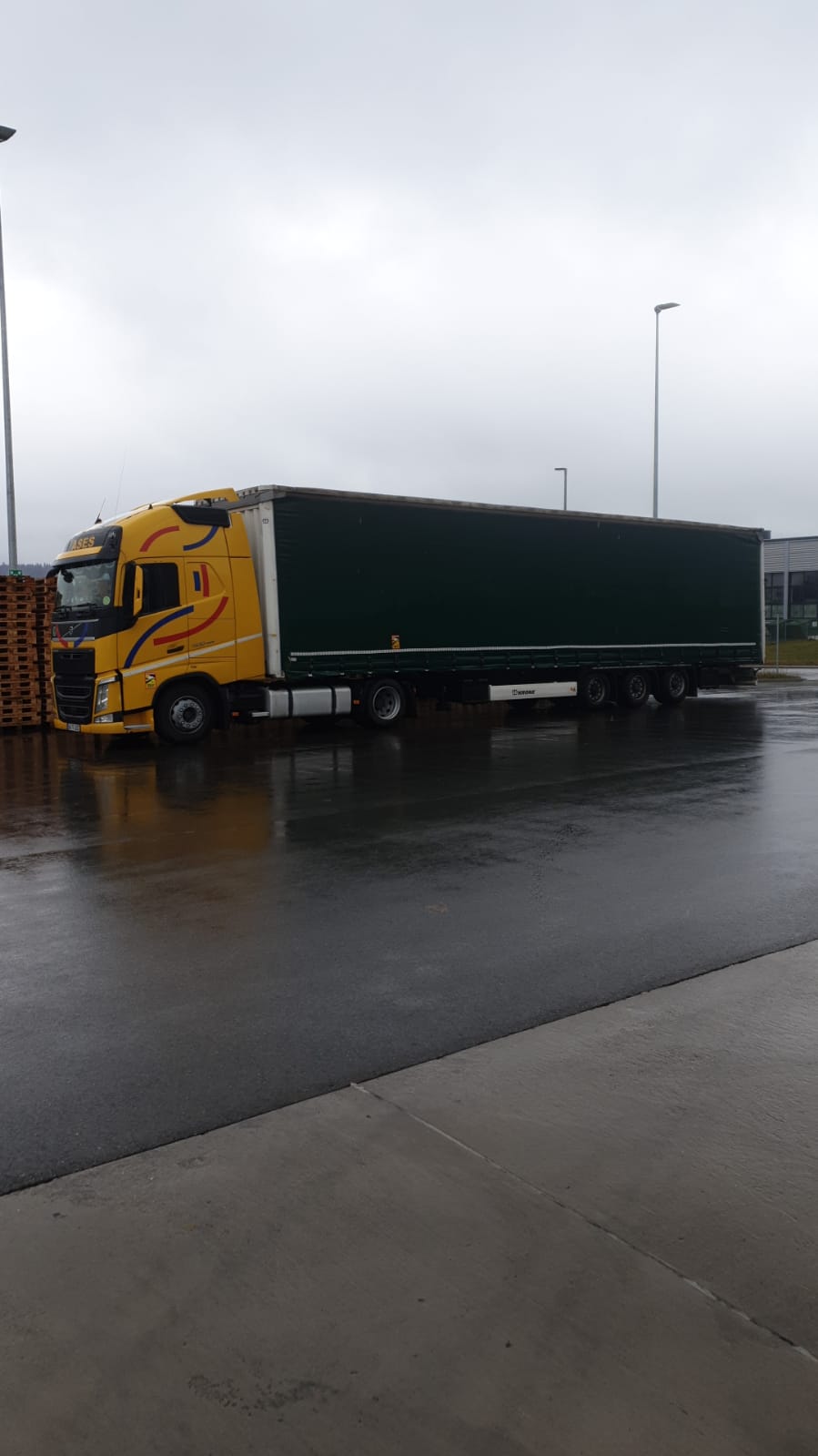 Flota ASES Ideea TUA srl